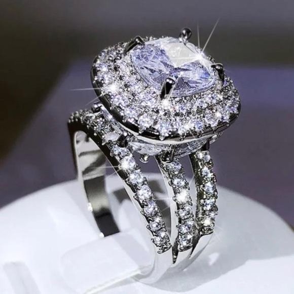 NEW 925 STERLING SILVER DIAMOND RING - Picture 5 of 5